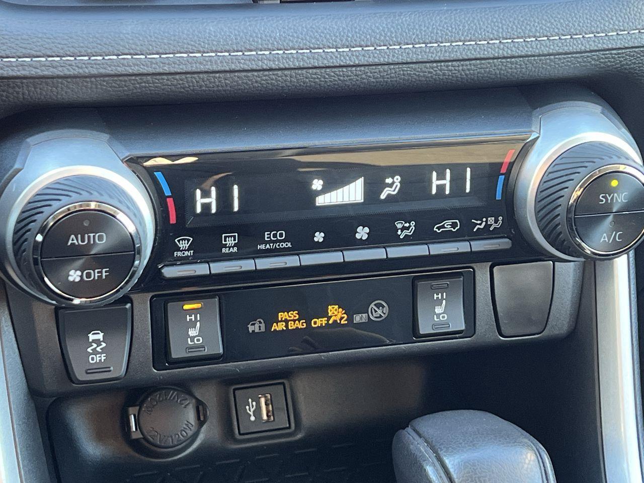 2023 Toyota RAV4 Hybrid XLE AWD, HYBRID, MONROOF, BACK UP CAM, SIRIUS XM, POWER LIFTGATE, HEATED SEATS, HEATED STEERING WHEEL!! Photo