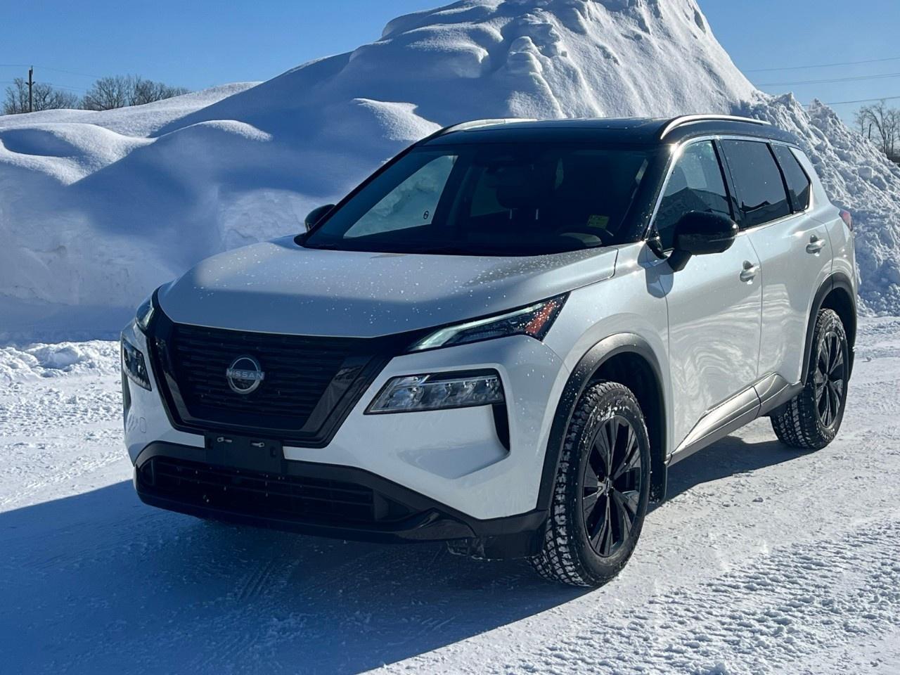 2023 Nissan Rogue Midnight Edition Photo