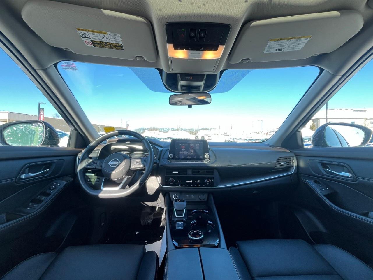 2023 Nissan Rogue Midnight Edition Photo