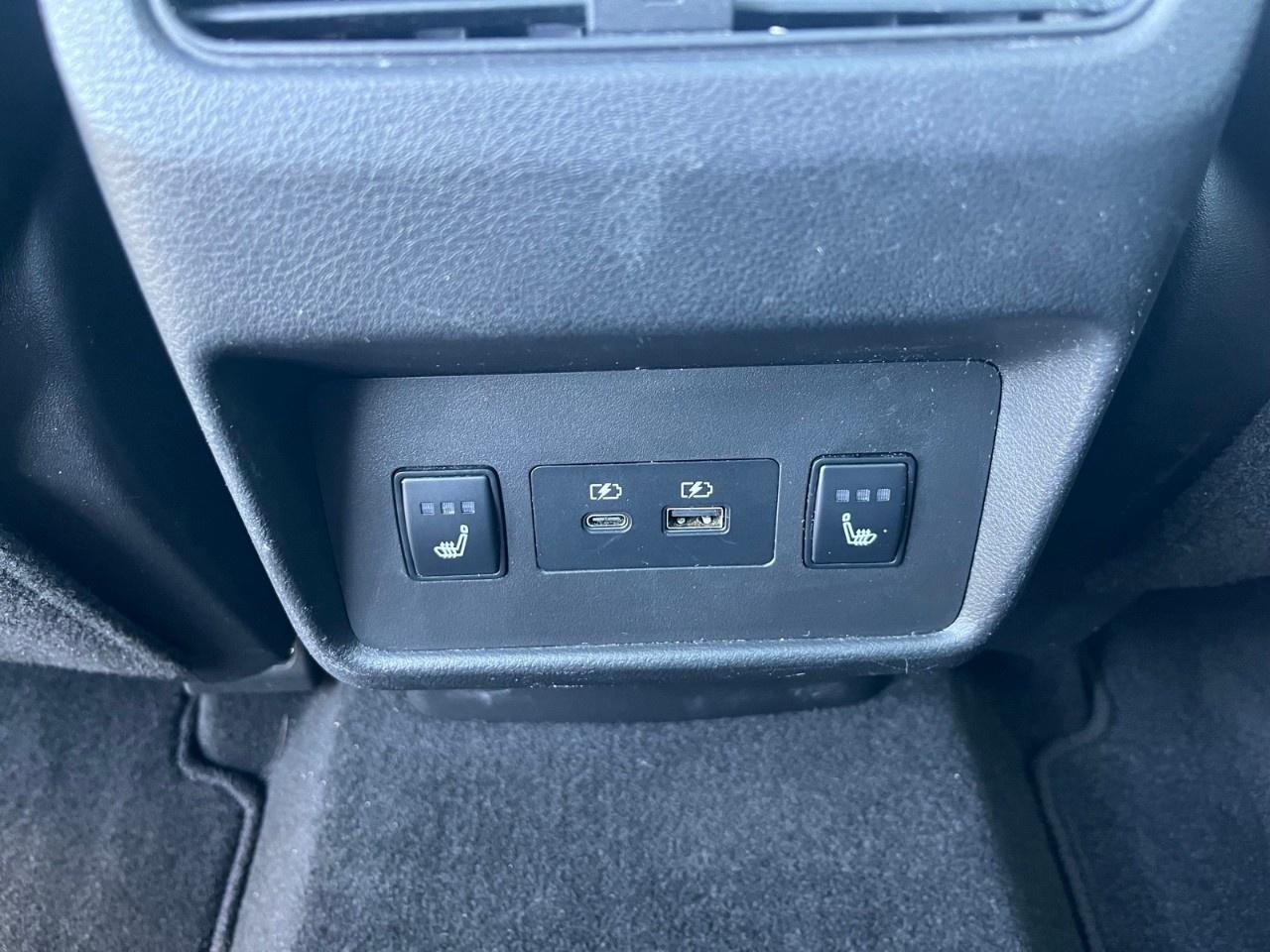 2023 Nissan Rogue Midnight Edition Photo