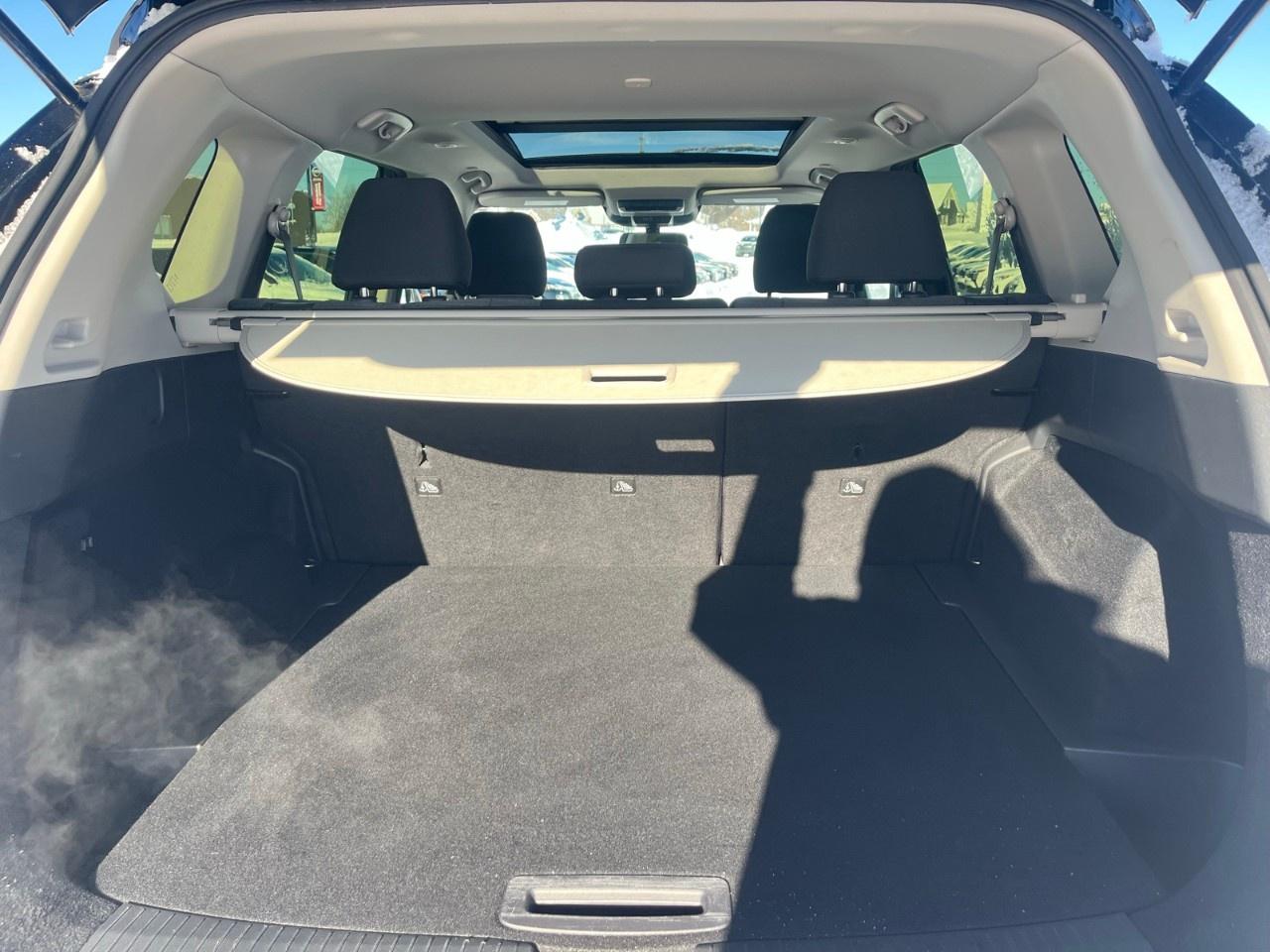 2023 Nissan Rogue AWD SV Photo