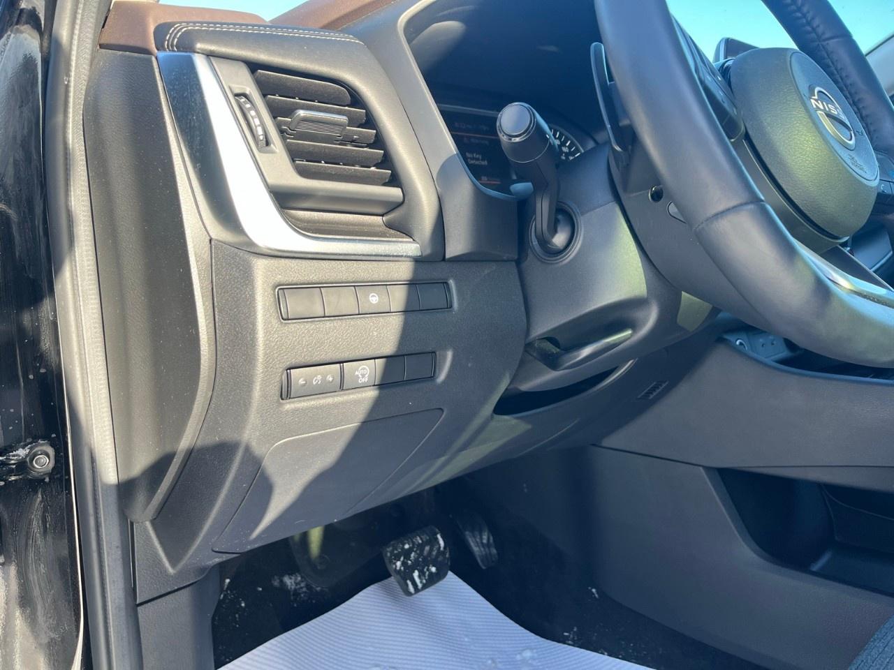 2023 Nissan Rogue AWD SV Photo