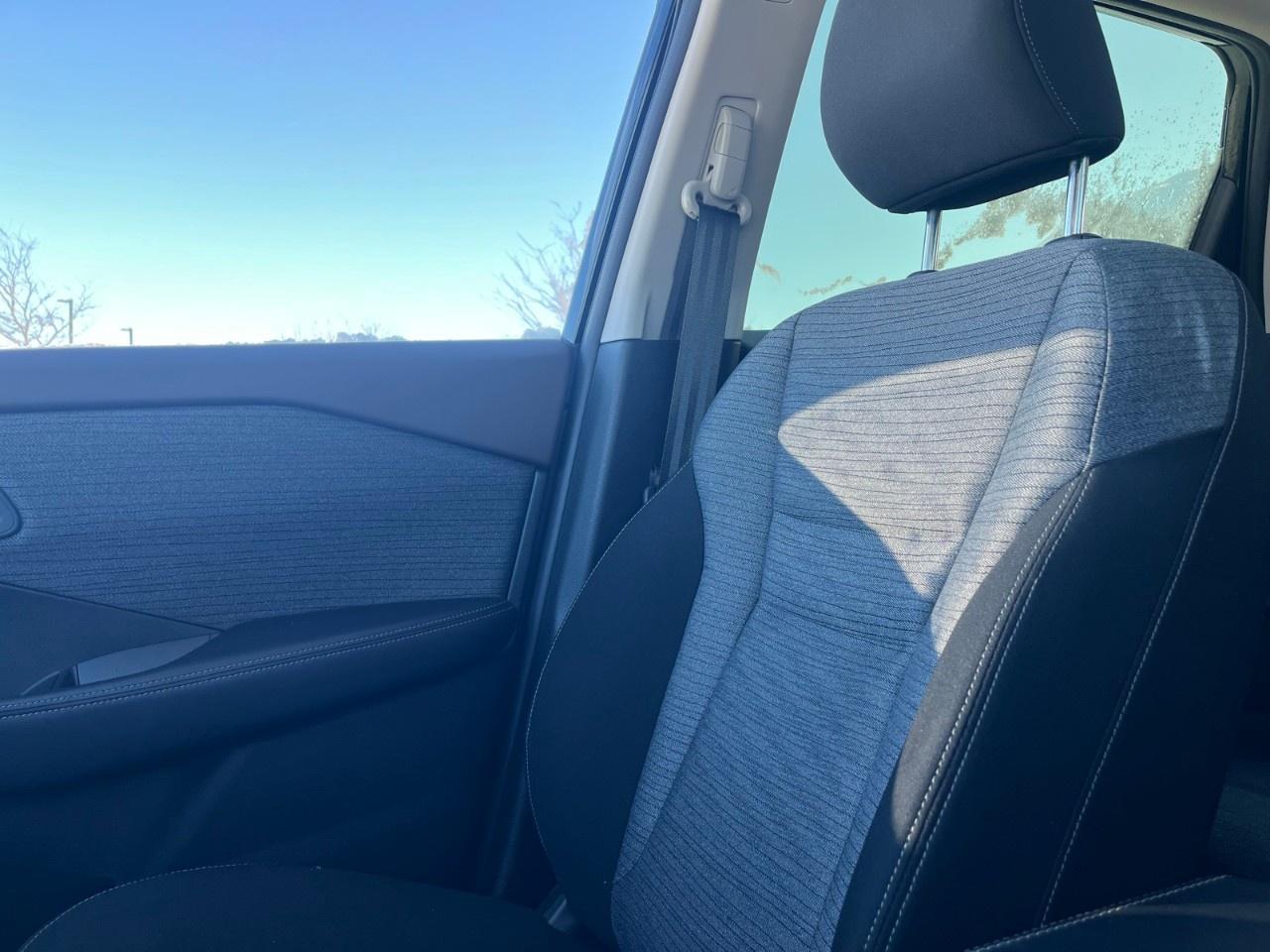 2023 Nissan Rogue AWD SV Photo