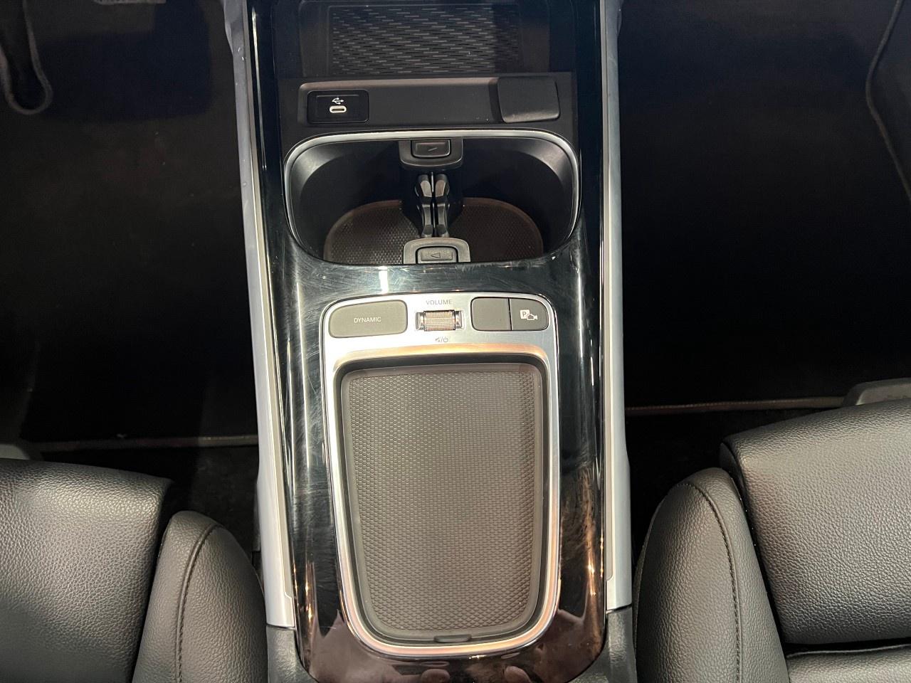 2024 MERCEDES BENZ Glb250 4MATIC Photo