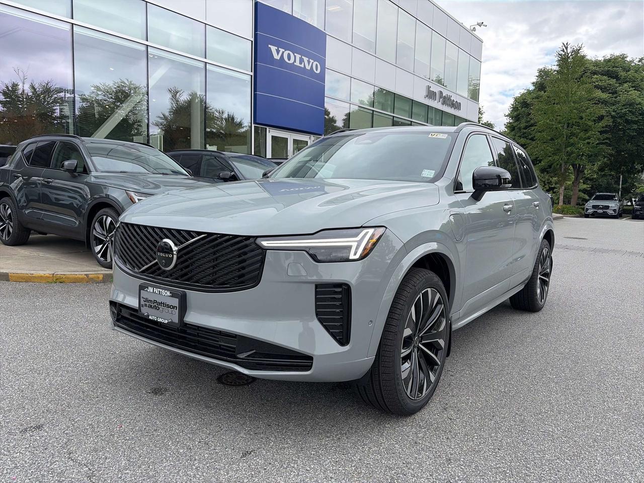 Price includes freight & PDI, documentation fee ($695), A/C levy ($100), tire levy (up to $32.50), and VSA Transaction Levy ($10). If applicable, dealer-installed accessories may be included. Finance/lease placement fee ($695), bank lease fee ($350), and taxes are extra. Incentives and rebates are applied before or after taxes, as per terms. DL#30601