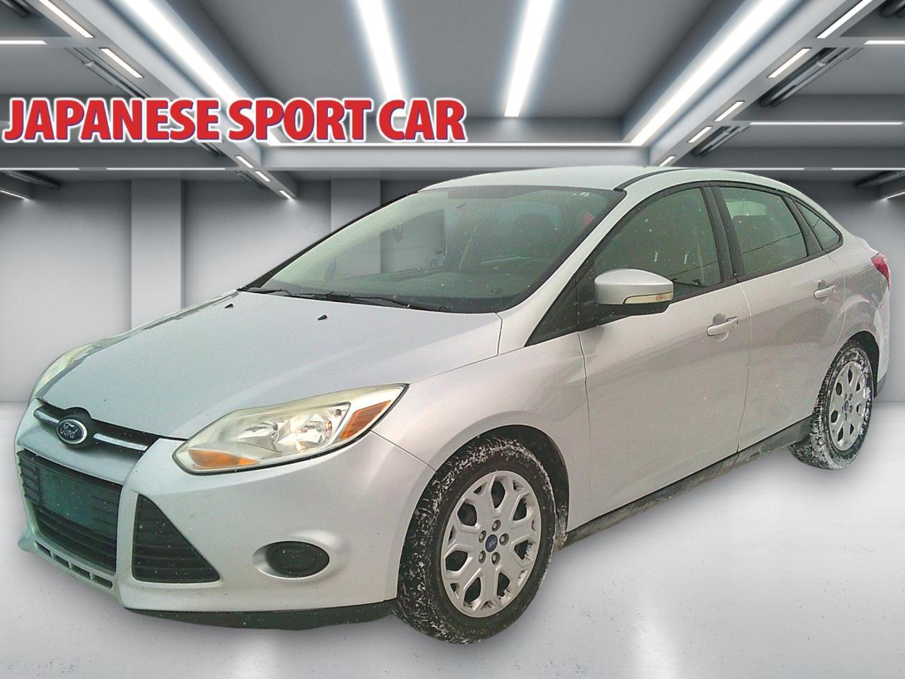 2013 Ford Focus 4DR SDN SE Photo