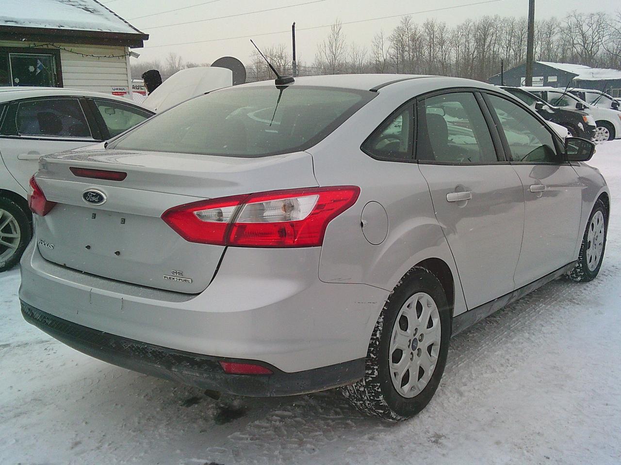 2013 Ford Focus 4DR SDN SE Photo