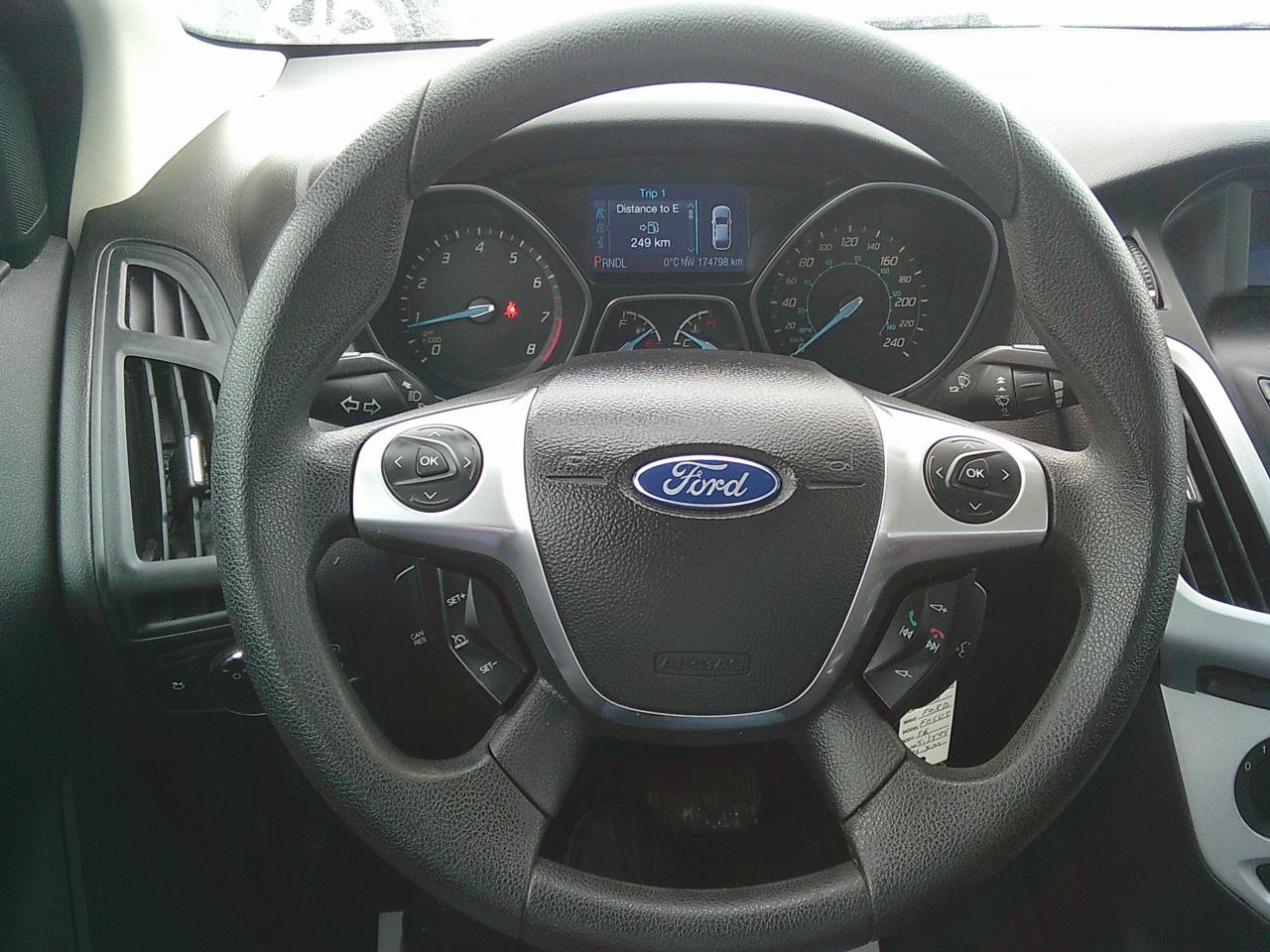 2013 Ford Focus 4DR SDN SE Photo