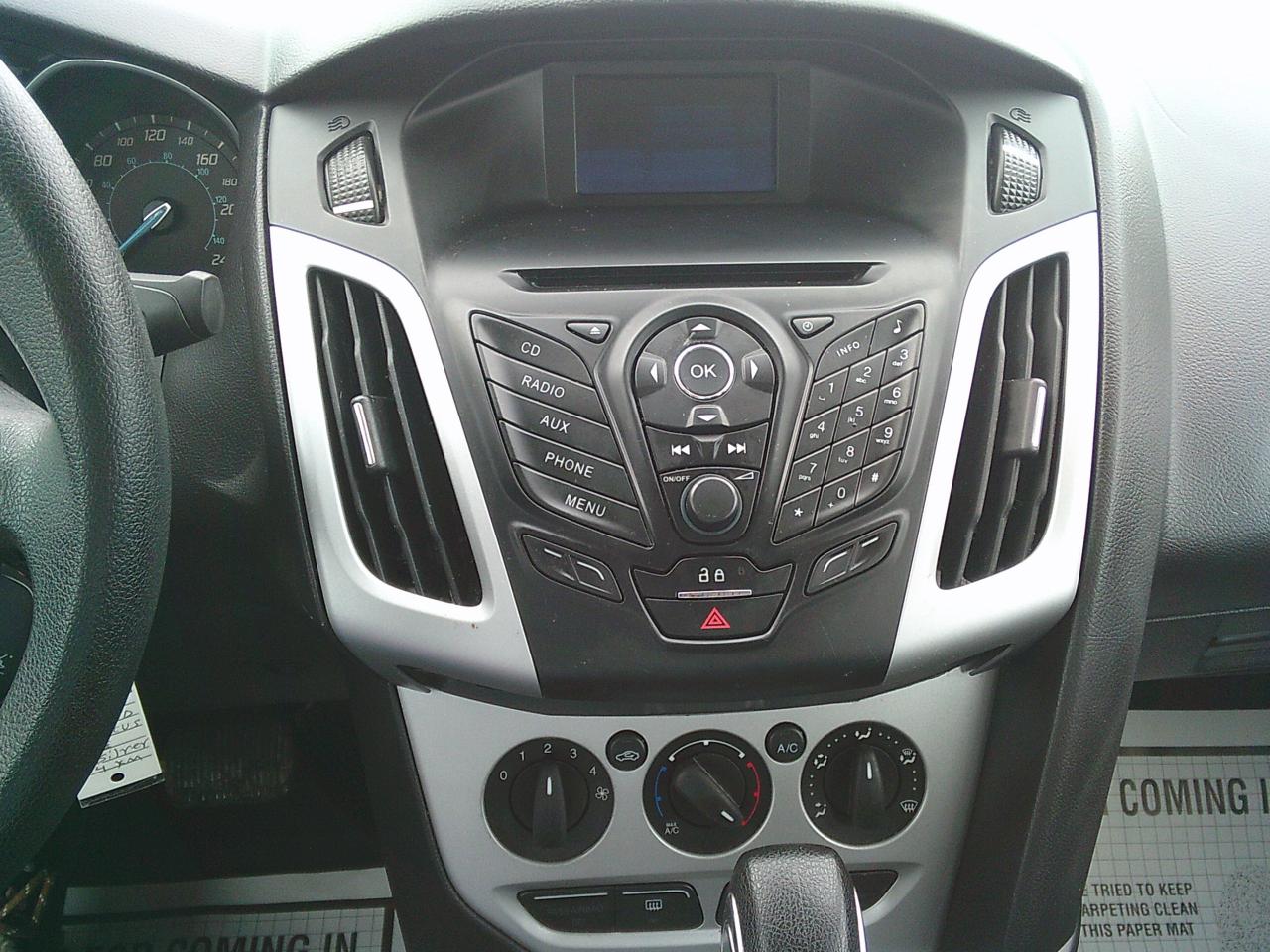 2013 Ford Focus 4DR SDN SE Photo