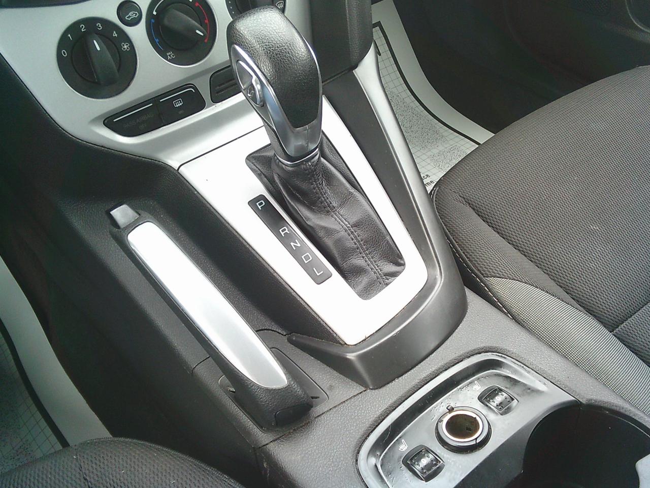 2013 Ford Focus 4DR SDN SE Photo