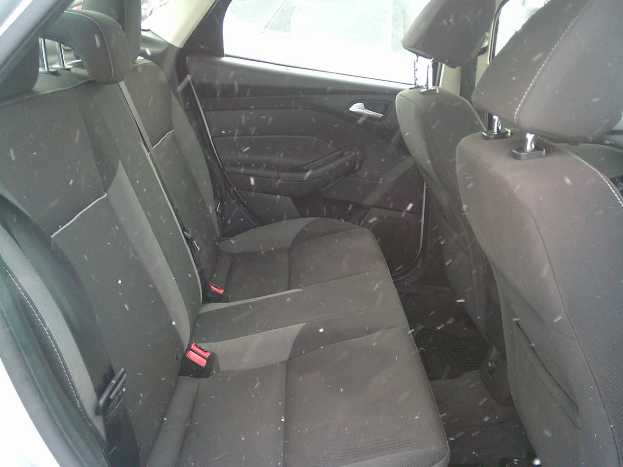 2013 Ford Focus 4DR SDN SE Photo