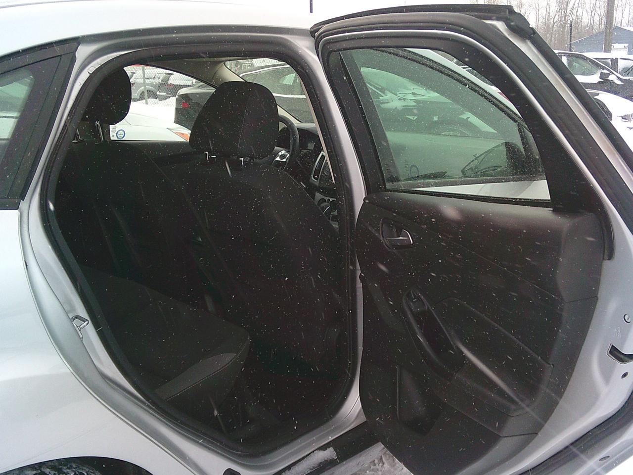 2013 Ford Focus 4DR SDN SE Photo