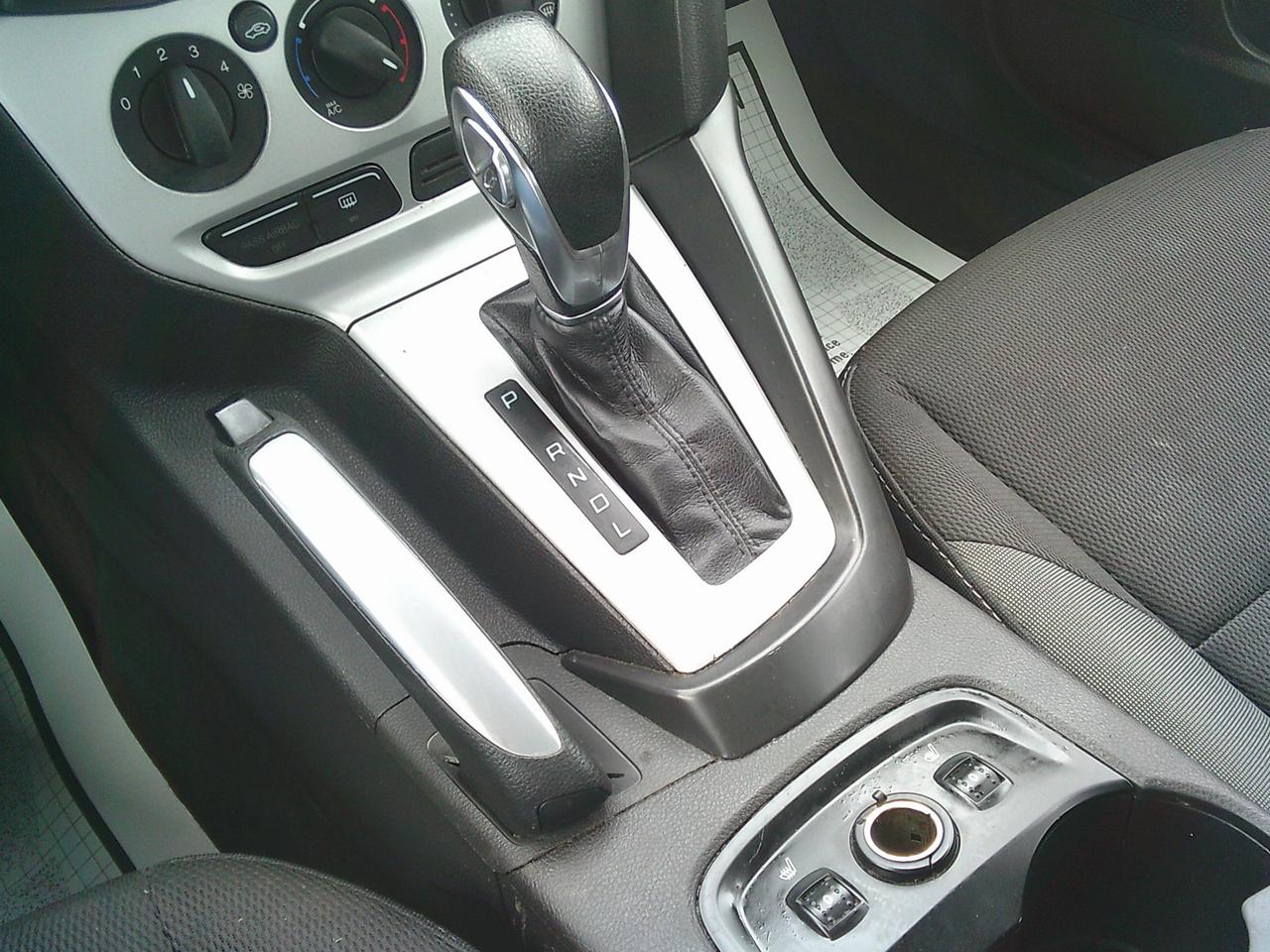2013 Ford Focus 4DR SDN SE Photo