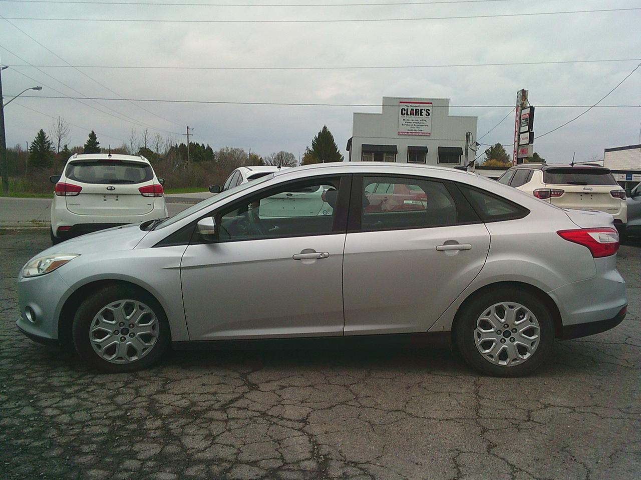 2013 Ford Focus 4DR SDN SE Photo