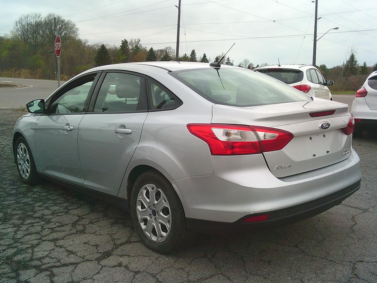 2013 Ford Focus 4DR SDN SE Photo