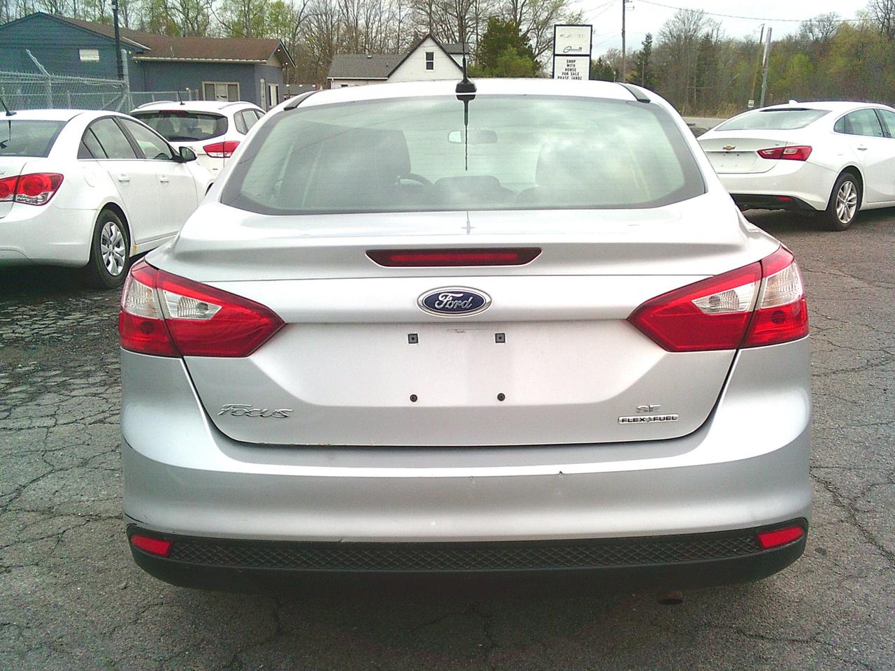 2013 Ford Focus 4DR SDN SE Photo