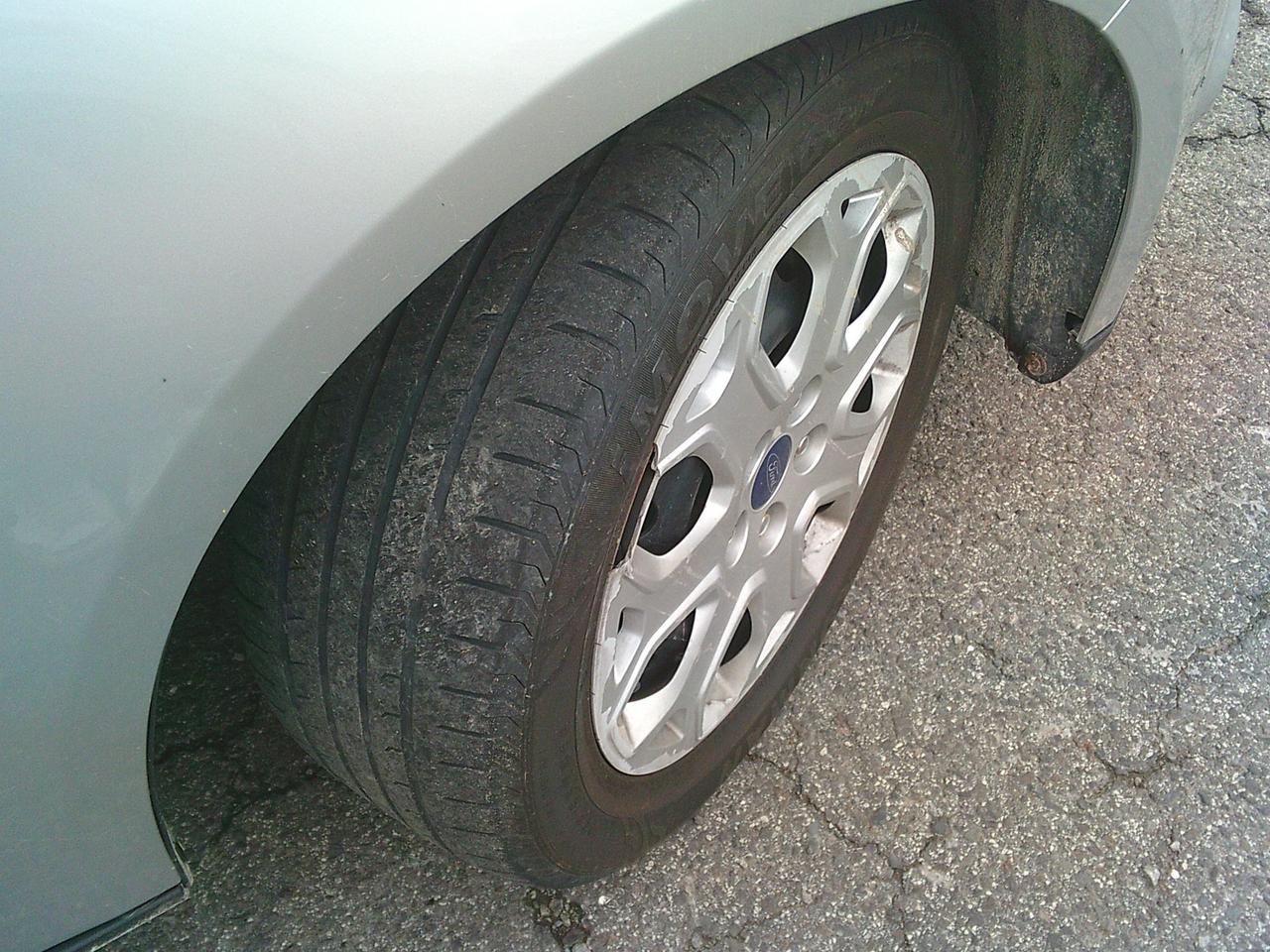 2013 Ford Focus 4DR SDN SE Photo