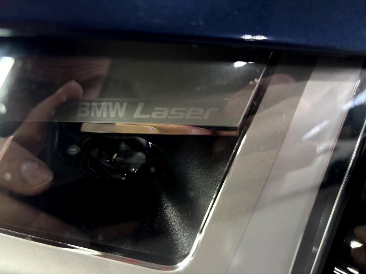 2022 BMW iX xDrive50|AWD|NAV|MASSAGE|SUEDESEATS|ELECTROCHROMIC Photo