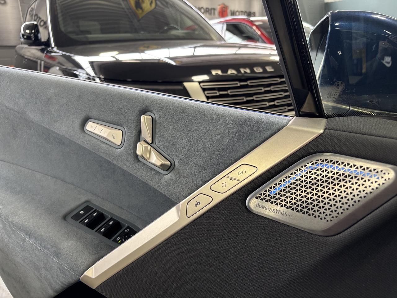 2022 BMW iX xDrive50|AWD|NAV|MASSAGE|SUEDESEATS|ELECTROCHROMIC Photo