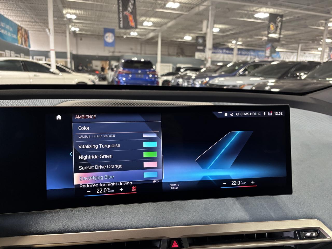 2022 BMW iX xDrive50|AWD|NAV|MASSAGE|SUEDESEATS|ELECTROCHROMIC Photo