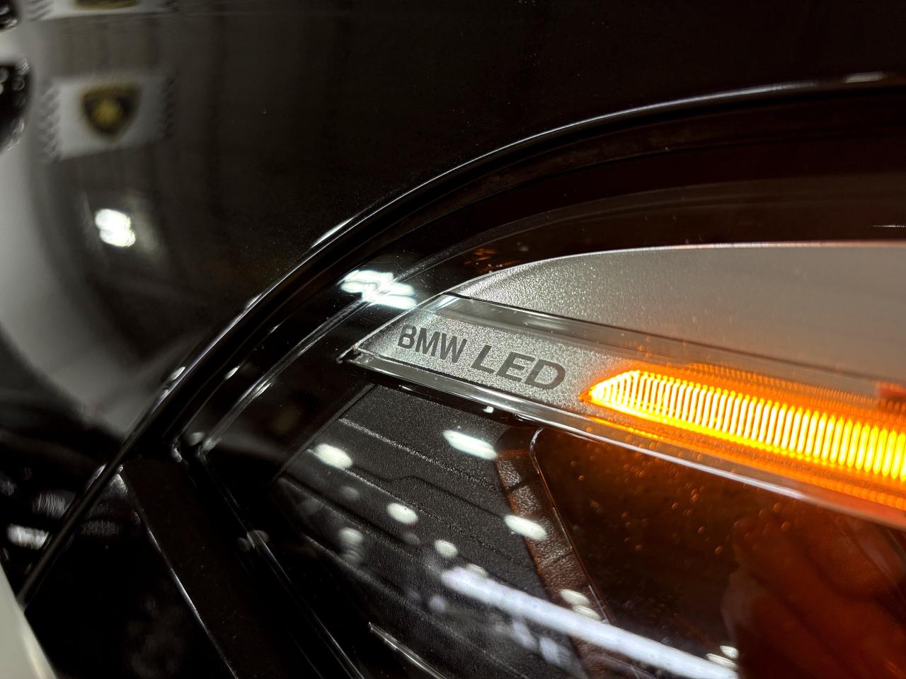 2022 BMW X6 M50i|AWD|MPERFORMANCE|SKYLOUNGE|GLASSCONTROLS|HUD| Photo