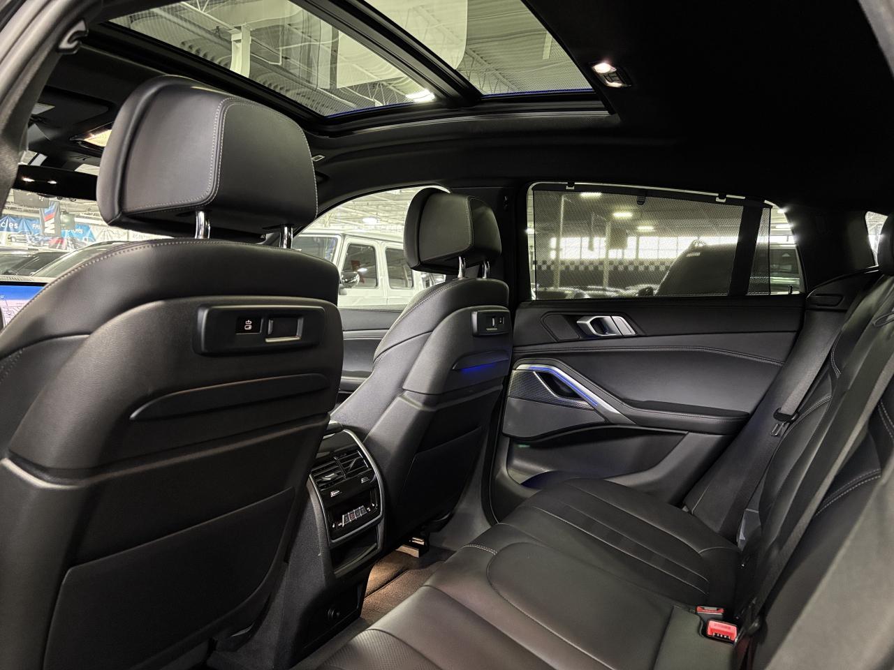 2022 BMW X6 M50i|AWD|MPERFORMANCE|SKYLOUNGE|GLASSCONTROLS|HUD| Photo