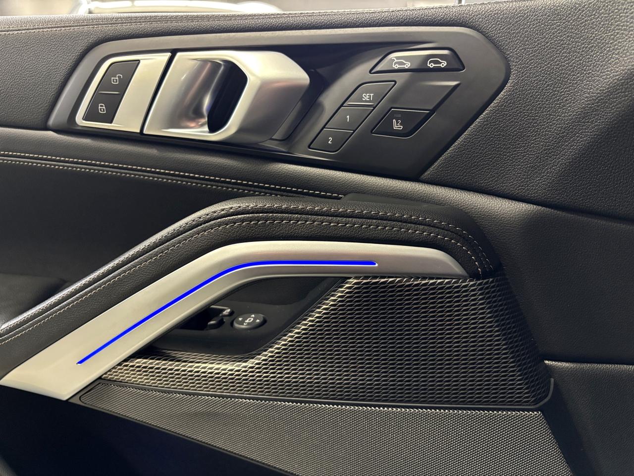 2022 BMW X6 M50i|AWD|MPERFORMANCE|SKYLOUNGE|GLASSCONTROLS|HUD| Photo