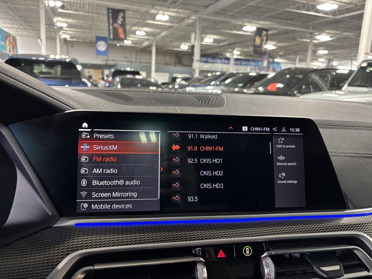 2022 BMW X6 M50i|AWD|MPERFORMANCE|SKYLOUNGE|GLASSCONTROLS|HUD| Photo