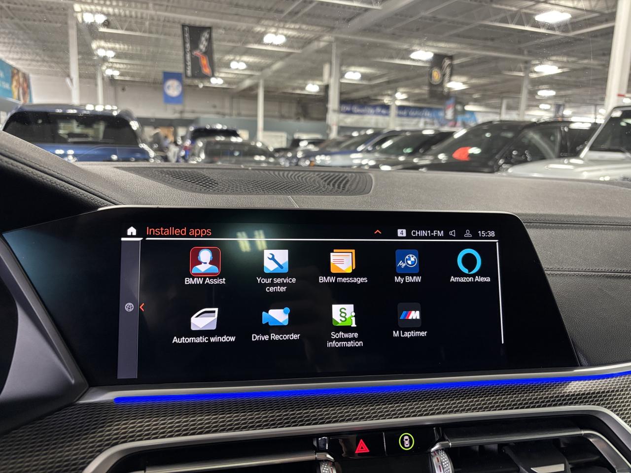 2022 BMW X6 M50i|AWD|MPERFORMANCE|SKYLOUNGE|GLASSCONTROLS|HUD| Photo