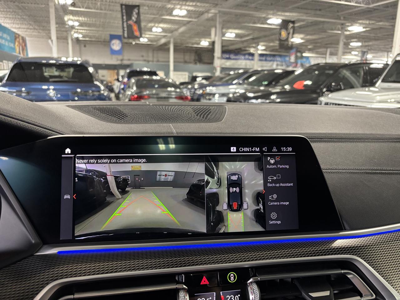 2022 BMW X6 M50i|AWD|MPERFORMANCE|SKYLOUNGE|GLASSCONTROLS|HUD| Photo