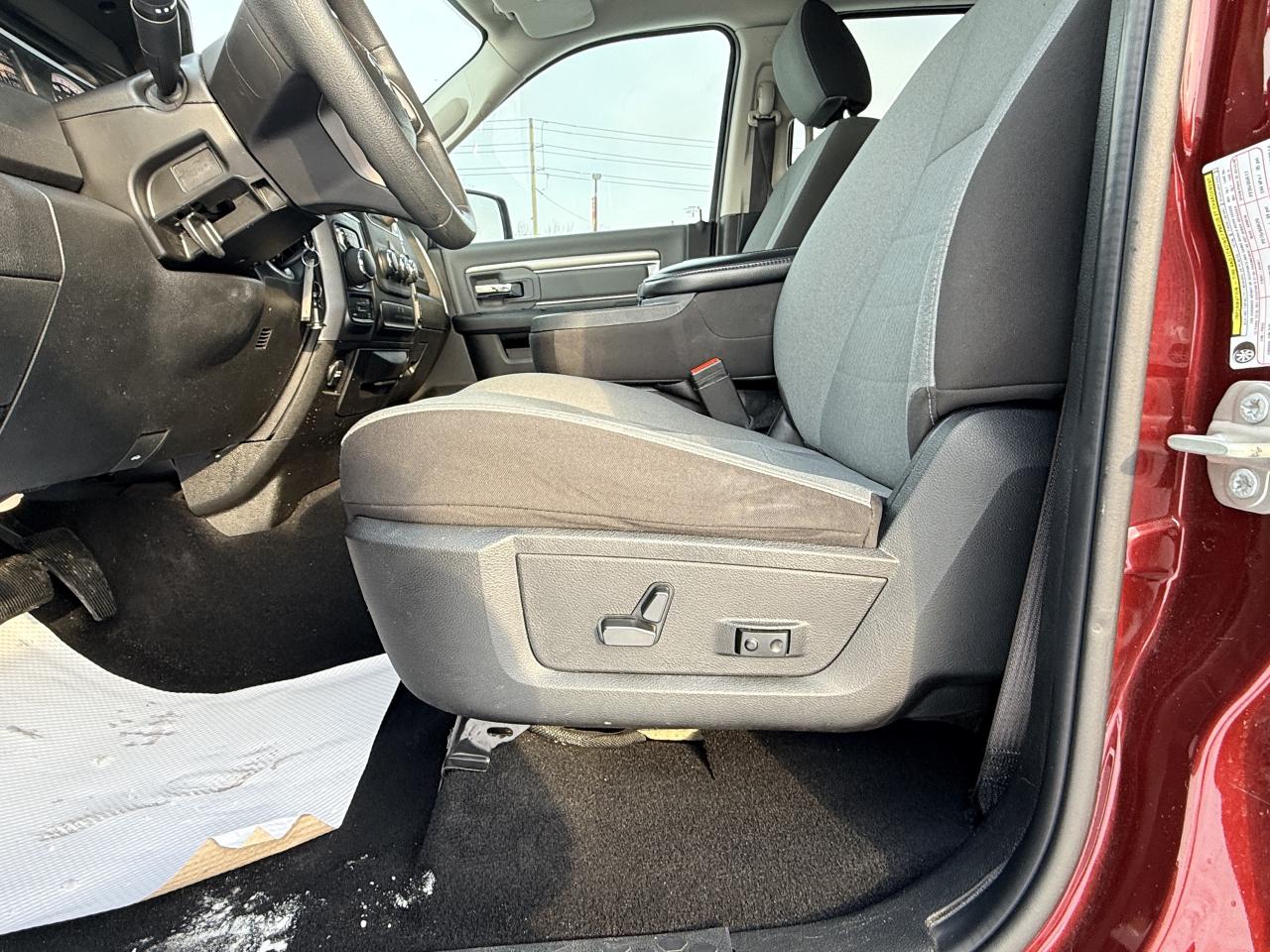 2023 RAM 1500 Classic SLT 4x4 Crew Cab 5'7  Box  | BLUETOOTH Photo