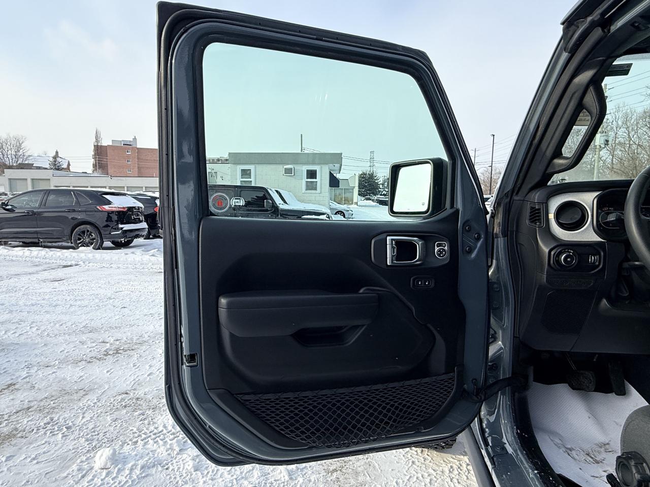 2024 Jeep Wrangler Willys 4 Door 4x4 | REMOTE START | NAVIGATION | Photo