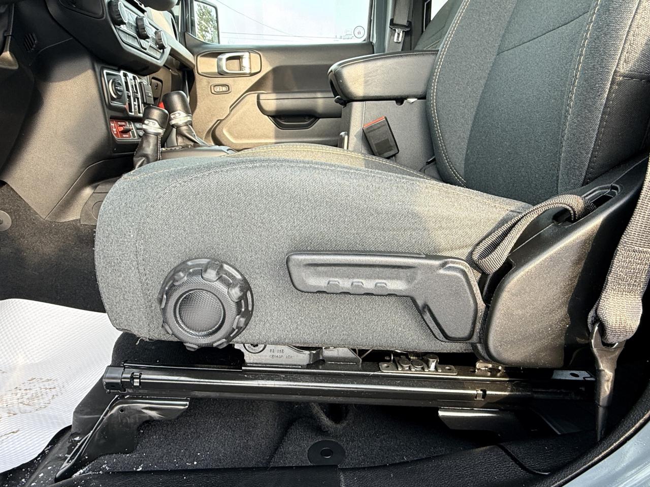 2024 Jeep Wrangler Willys 4 Door 4x4 | REMOTE START | NAVIGATION | Photo