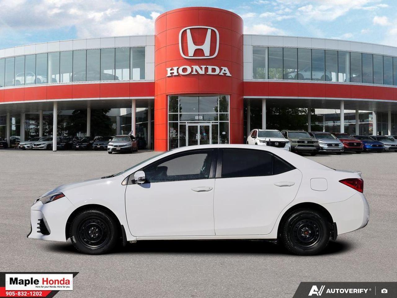 2017 Toyota Corolla XSE Package| Leathertte Seats| Sunroof| Fog Lights Photo2