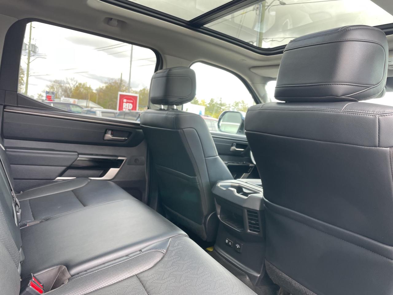 2022 Toyota Tundra LIMITED HYBRID Photo
