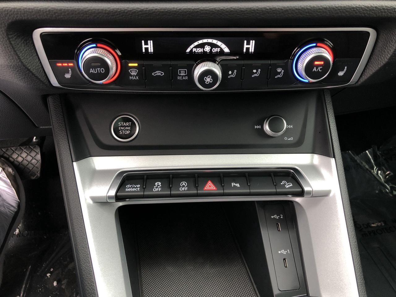 2025 Audi Q3 45 LEATHER, PANO.ROOF, HTD. SEATS & STEER. WHEEL, Photo