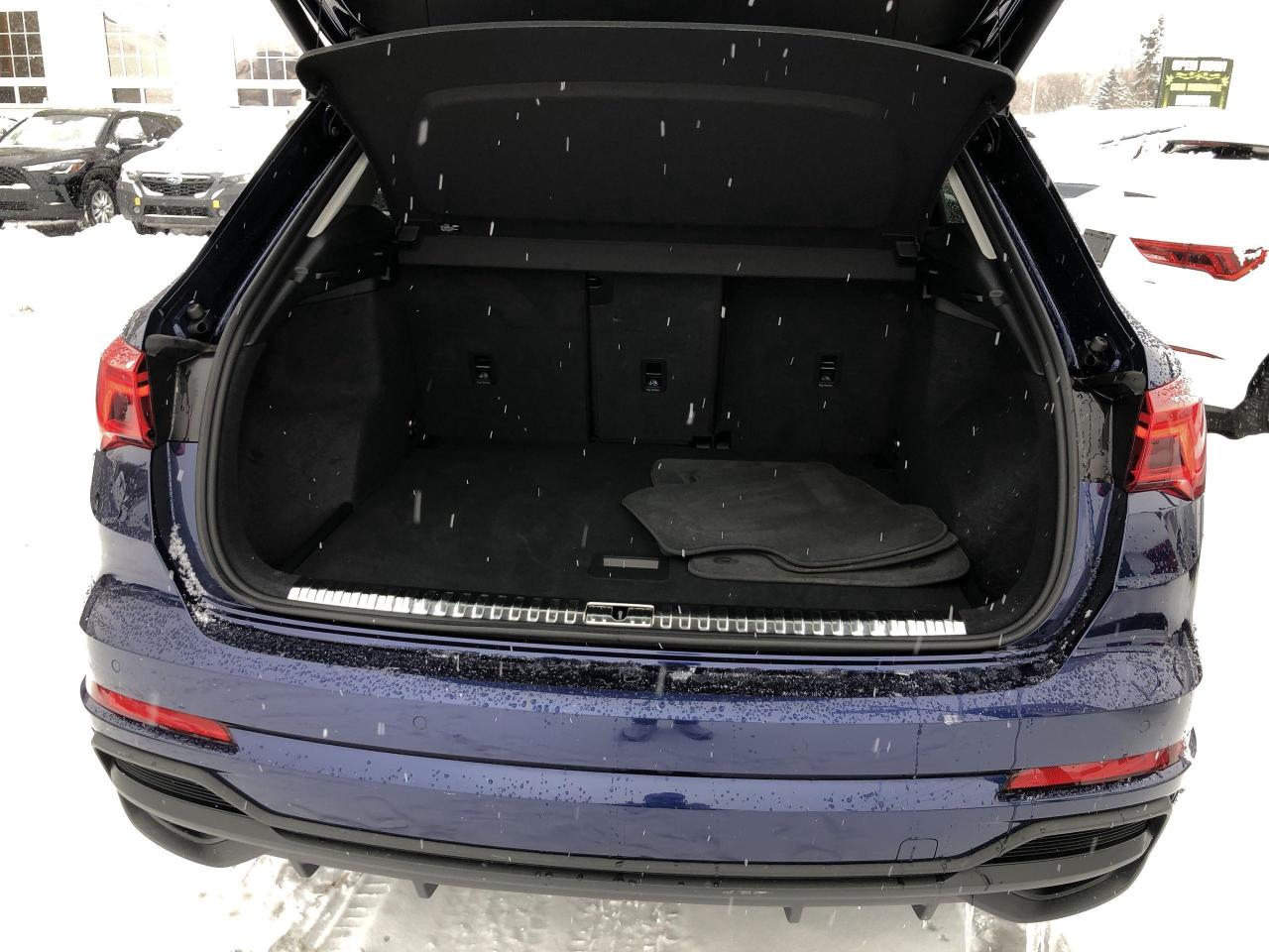 2025 Audi Q3 45 LEATHER, PANO.ROOF, HTD. SEATS & STEER. WHEEL, Photo