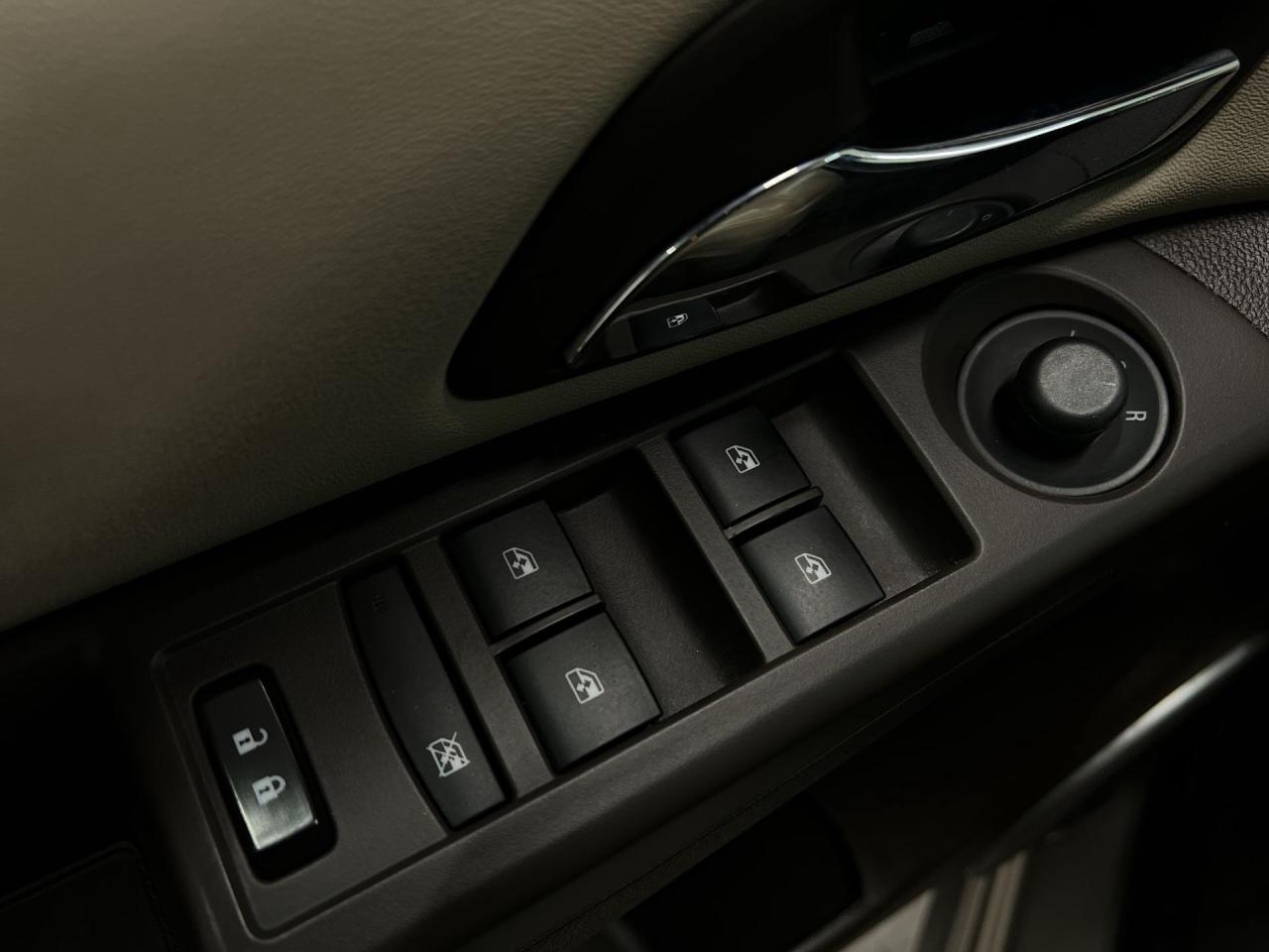 2015 Chevrolet Cruze 2LT | HTD LEATHER | SUNROOF | ALLOYS | REAR CAM Photo