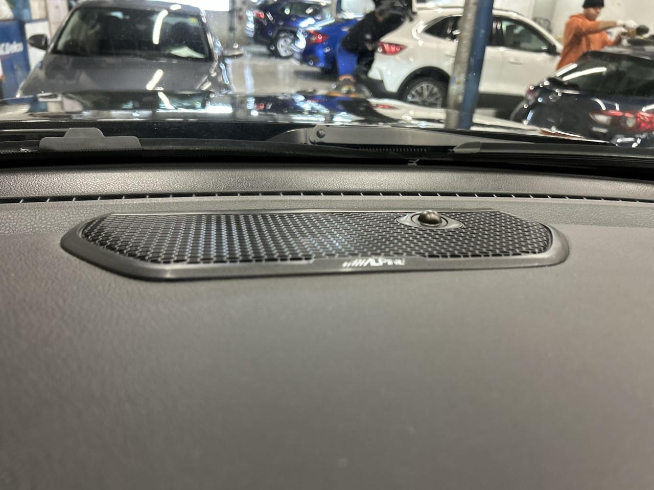 2022 RAM 1500 SPORT 4X4 | 5.7L HEMI | CREW | LEATHER | TOW PKG Photo