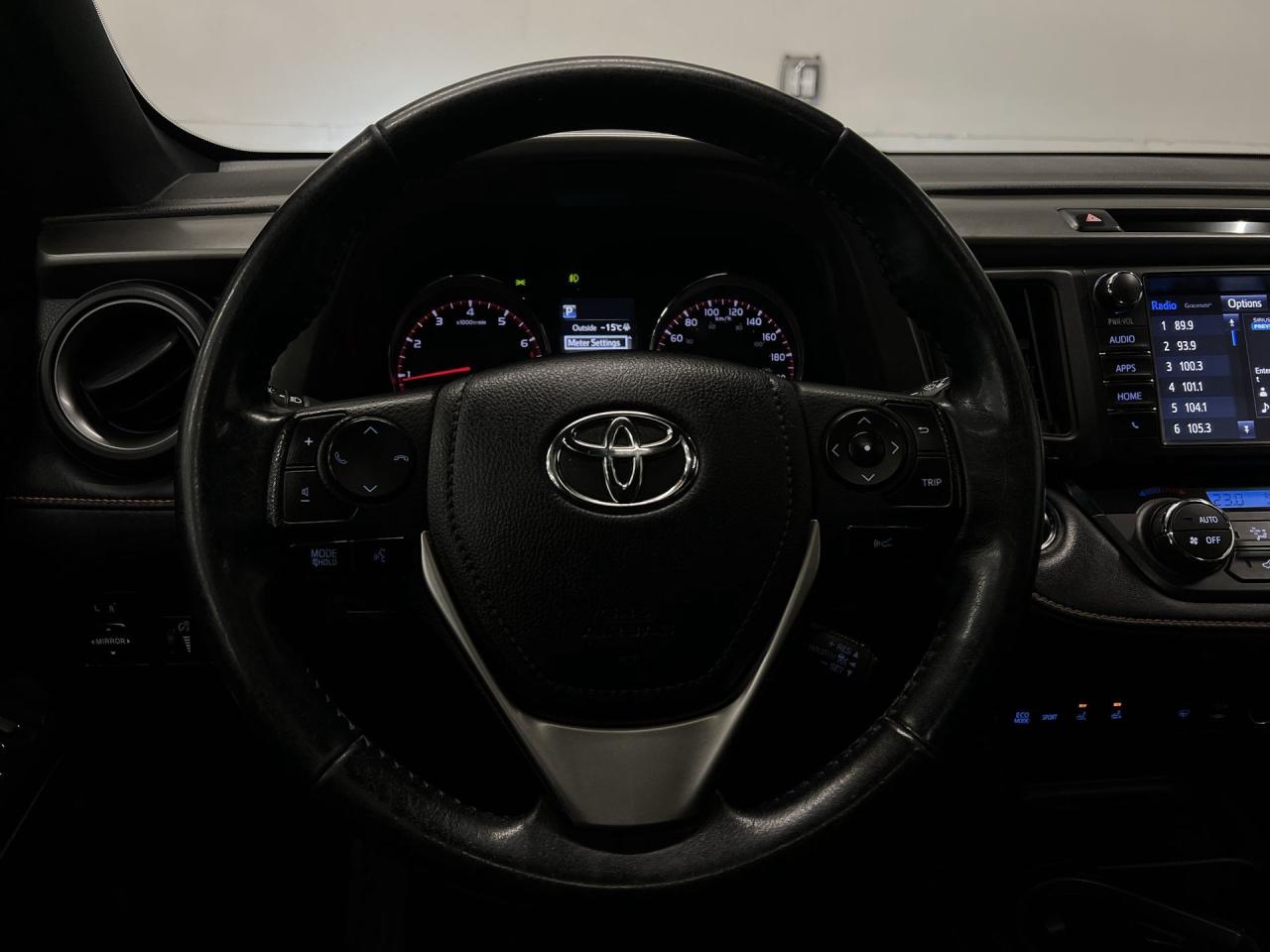 2018 Toyota RAV4 SE AWD | HTD LEATHER | SUNROOF | NAV | 18IN ALLOYS Photo