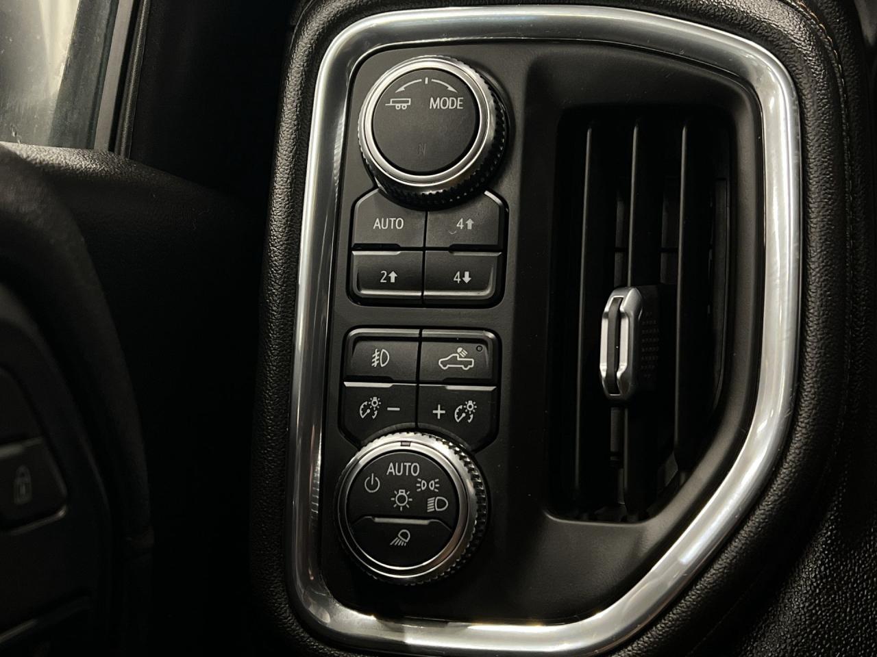 2021 GMC Sierra 1500 AT4 4X4 | 3.0L DURAMAX | CREW | LEATHER | TONNEAU Photo