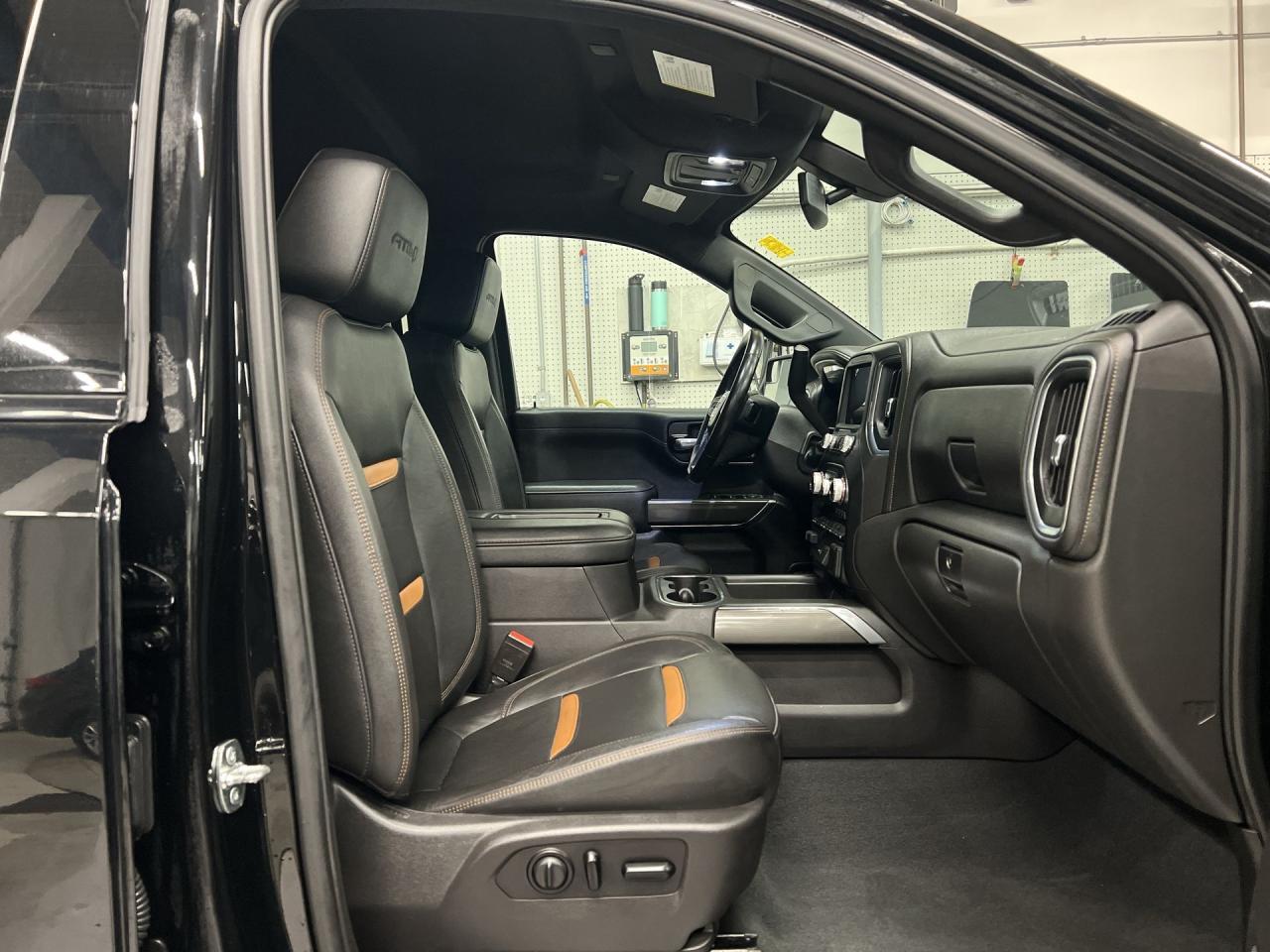 2021 GMC Sierra 1500 AT4 4X4 | 3.0L DURAMAX | CREW | LEATHER | TONNEAU Photo