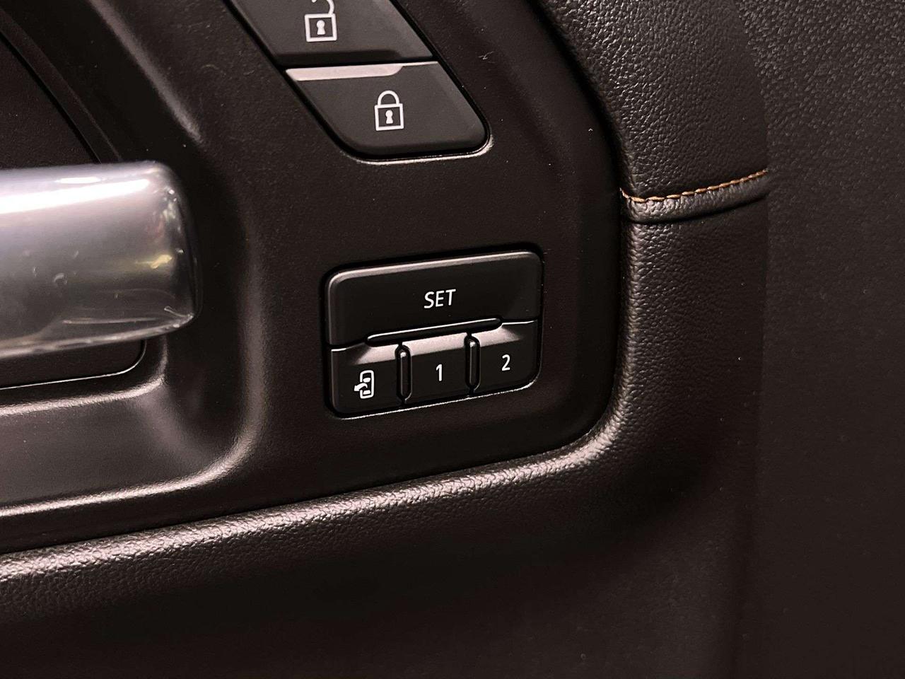 2021 GMC Sierra 1500 AT4 4X4 | 3.0L DURAMAX | CREW | LEATHER | TONNEAU Photo