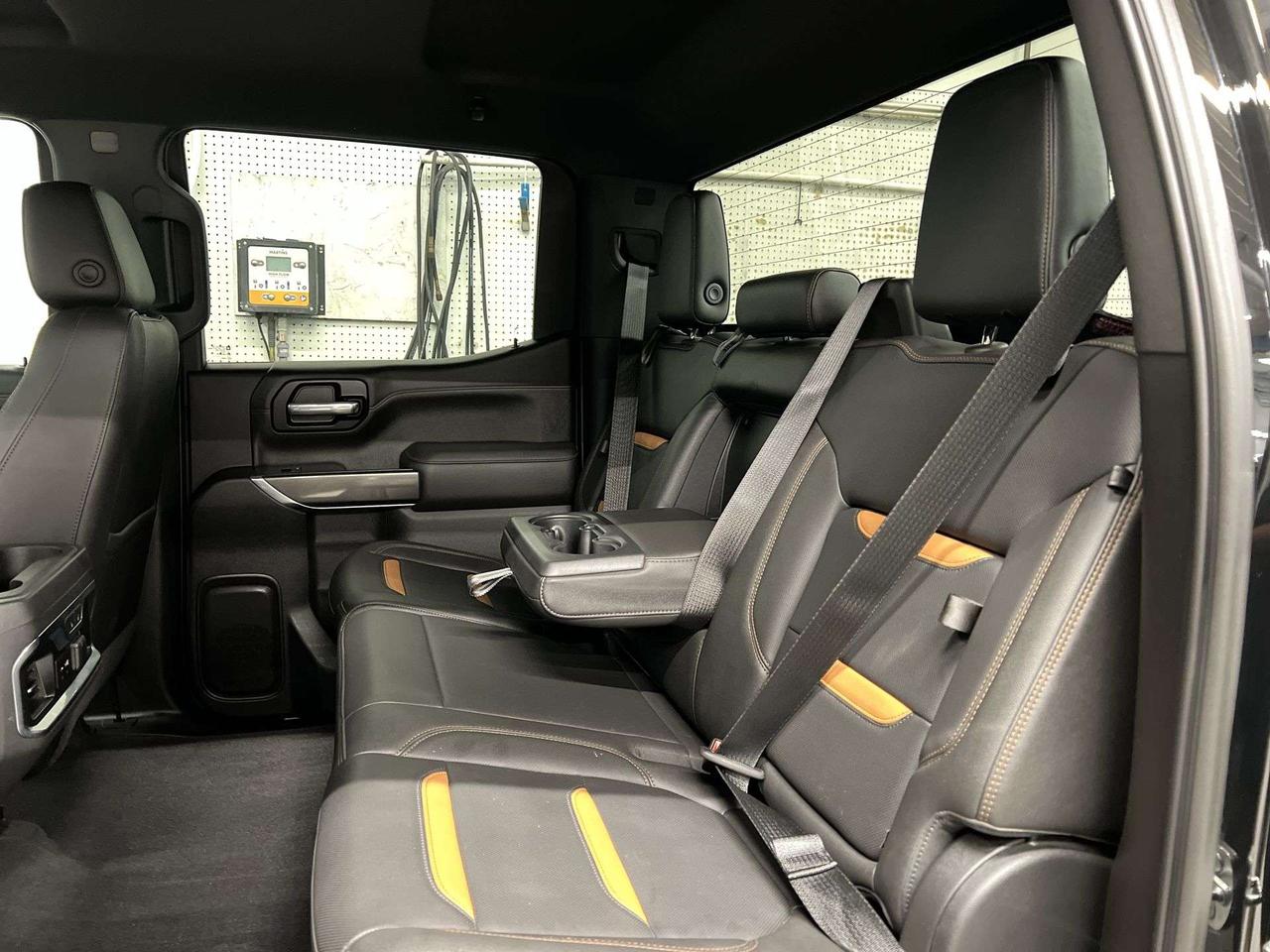 2021 GMC Sierra 1500 AT4 4X4 | 3.0L DURAMAX | CREW | LEATHER | TONNEAU Photo