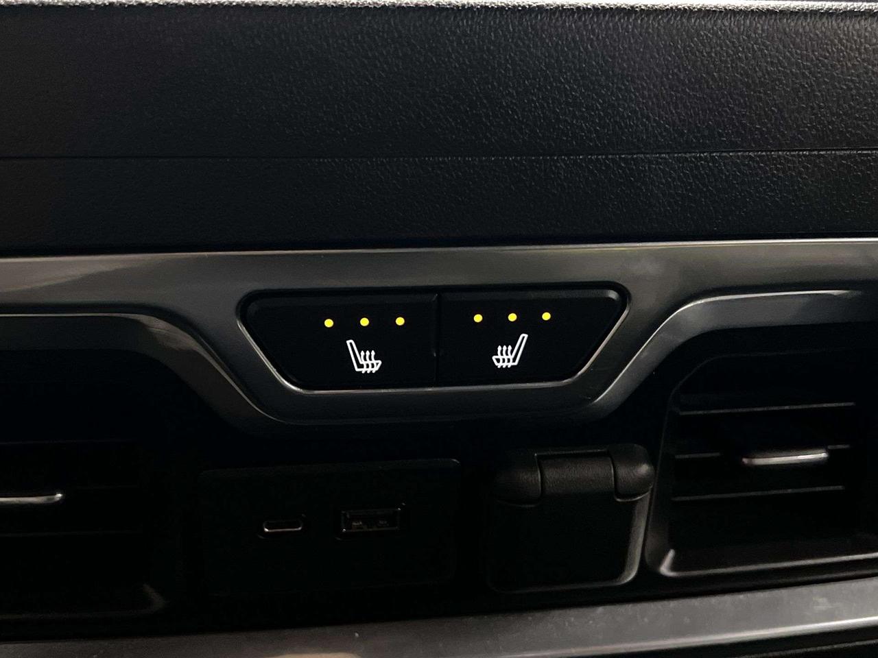 2021 GMC Sierra 1500 AT4 4X4 | 3.0L DURAMAX | CREW | LEATHER | TONNEAU Photo