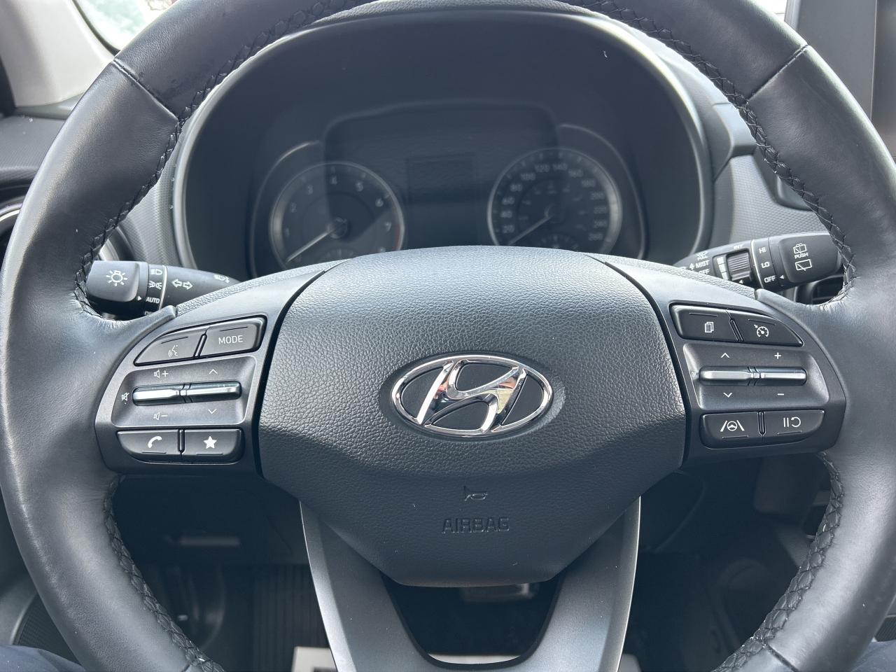2023 Hyundai KONA PREFERRED, AWD, CLEAN CARFAX, REMOTE START! - Photo #15