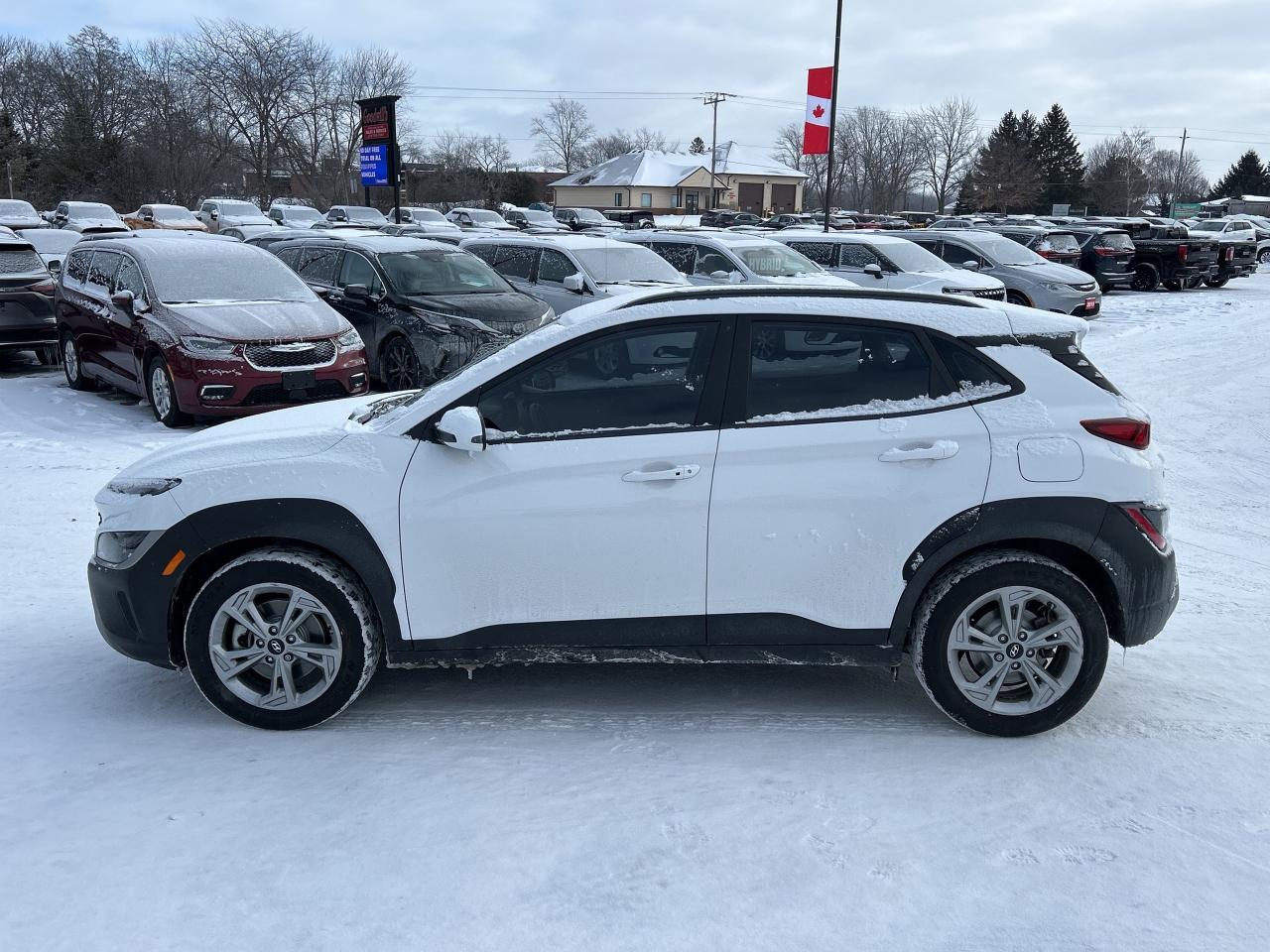 2023 Hyundai KONA PREFERRED, AWD, CLEAN CARFAX, REMOTE START! - Photo #7