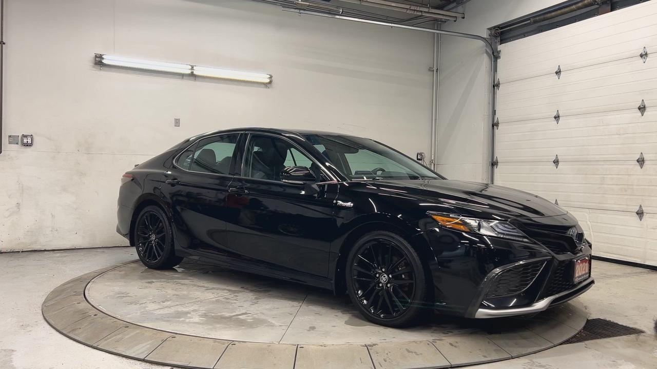 2021 Toyota Camry HYBRID XSE | HTD LEATHER | SUNROOF | CARPLAY | ALLOYS Photo2