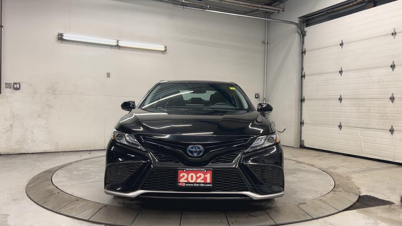 2021 Toyota Camry HYBRID XSE | HTD LEATHER | SUNROOF | CARPLAY | ALLOYS Photo3