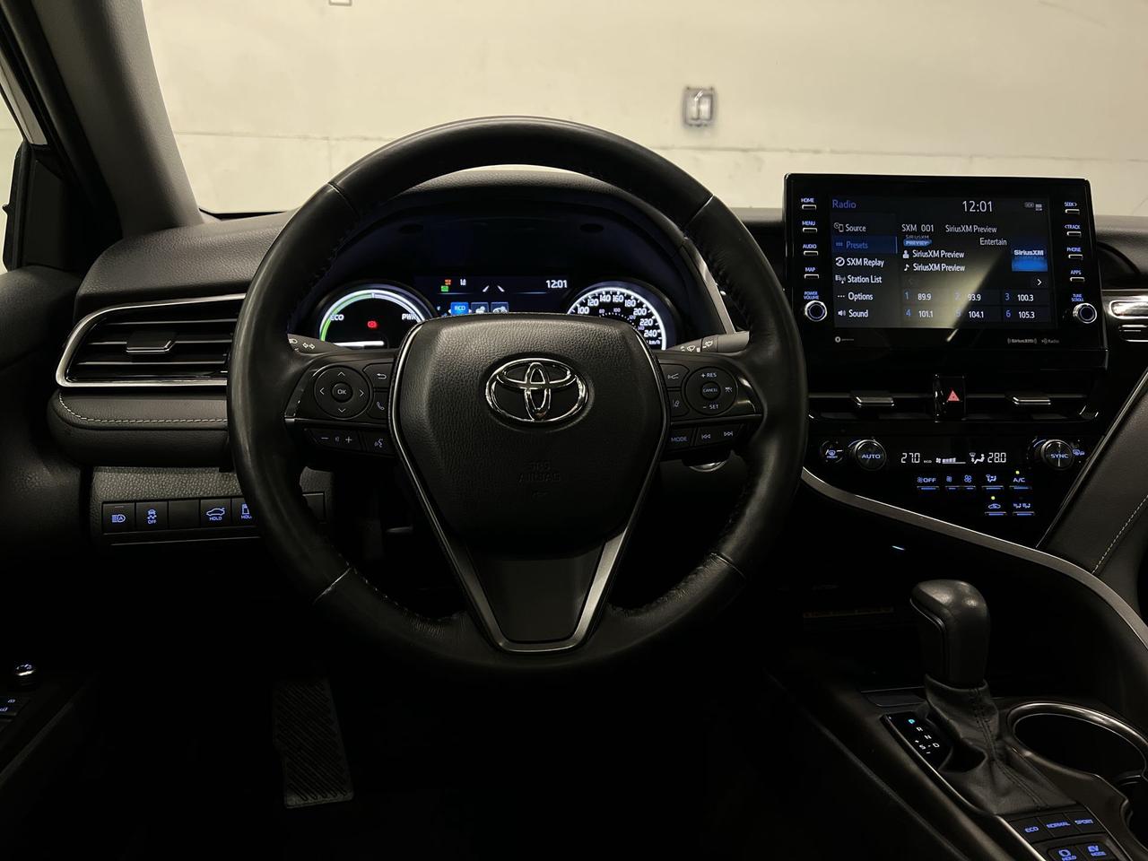 2021 Toyota Camry HYBRID XSE | HTD LEATHER | SUNROOF | CARPLAY | ALLOYS Photo